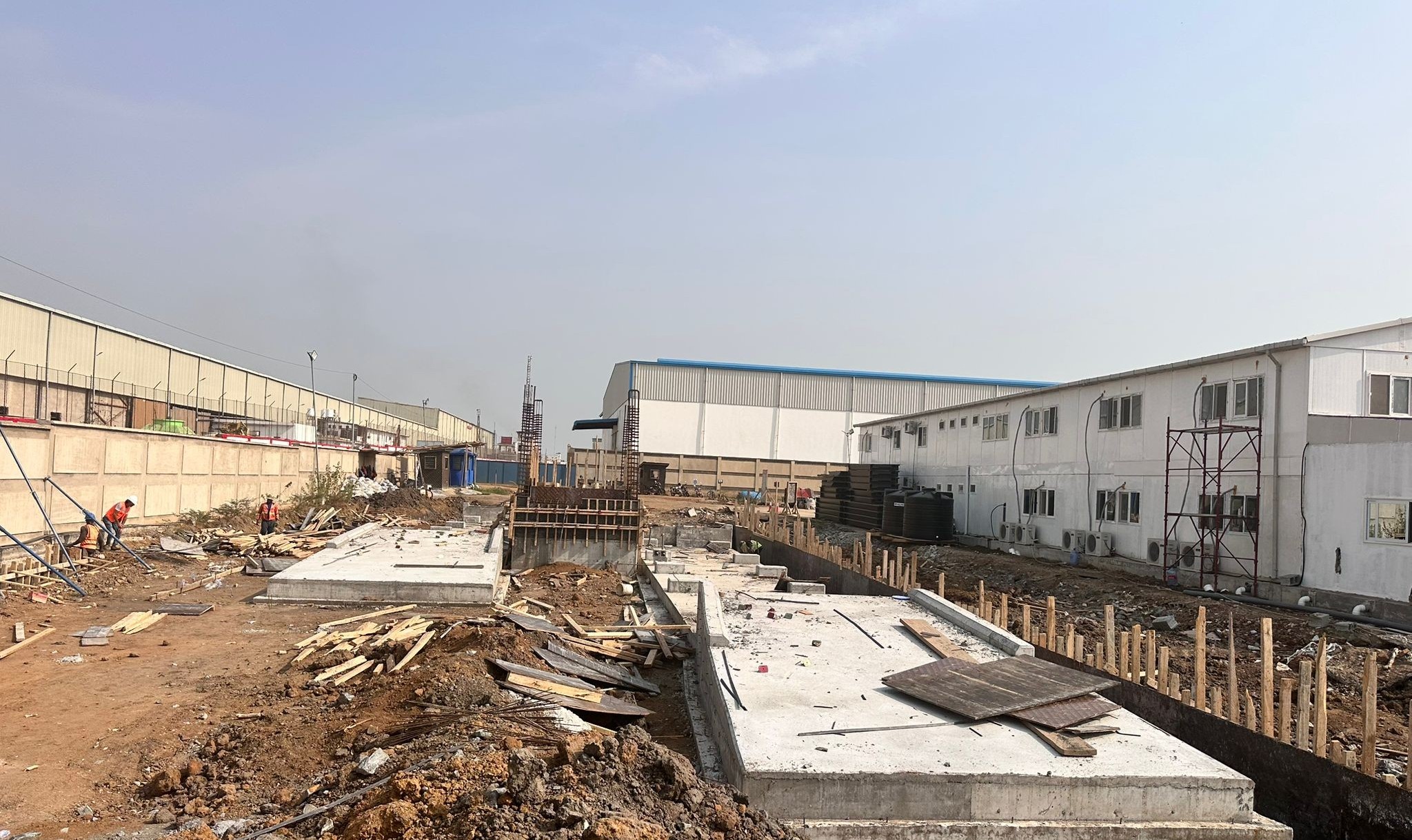 3817-02-Ghana-tema-clay-pictures-20